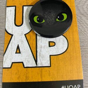 UNIVERSAL PASSHOLDER LIMITED EDITION PIN HOW TO TRAIN YOUR DRAGON